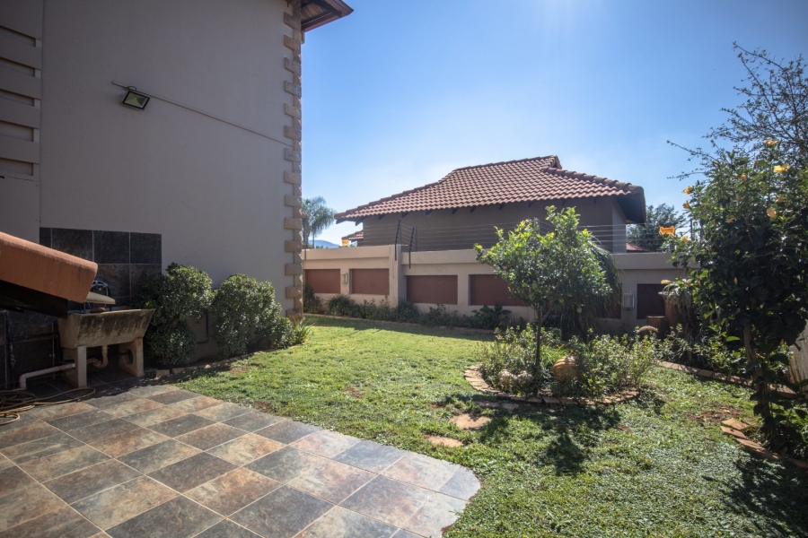 5 Bedroom Property for Sale in Birdwood Estate North West